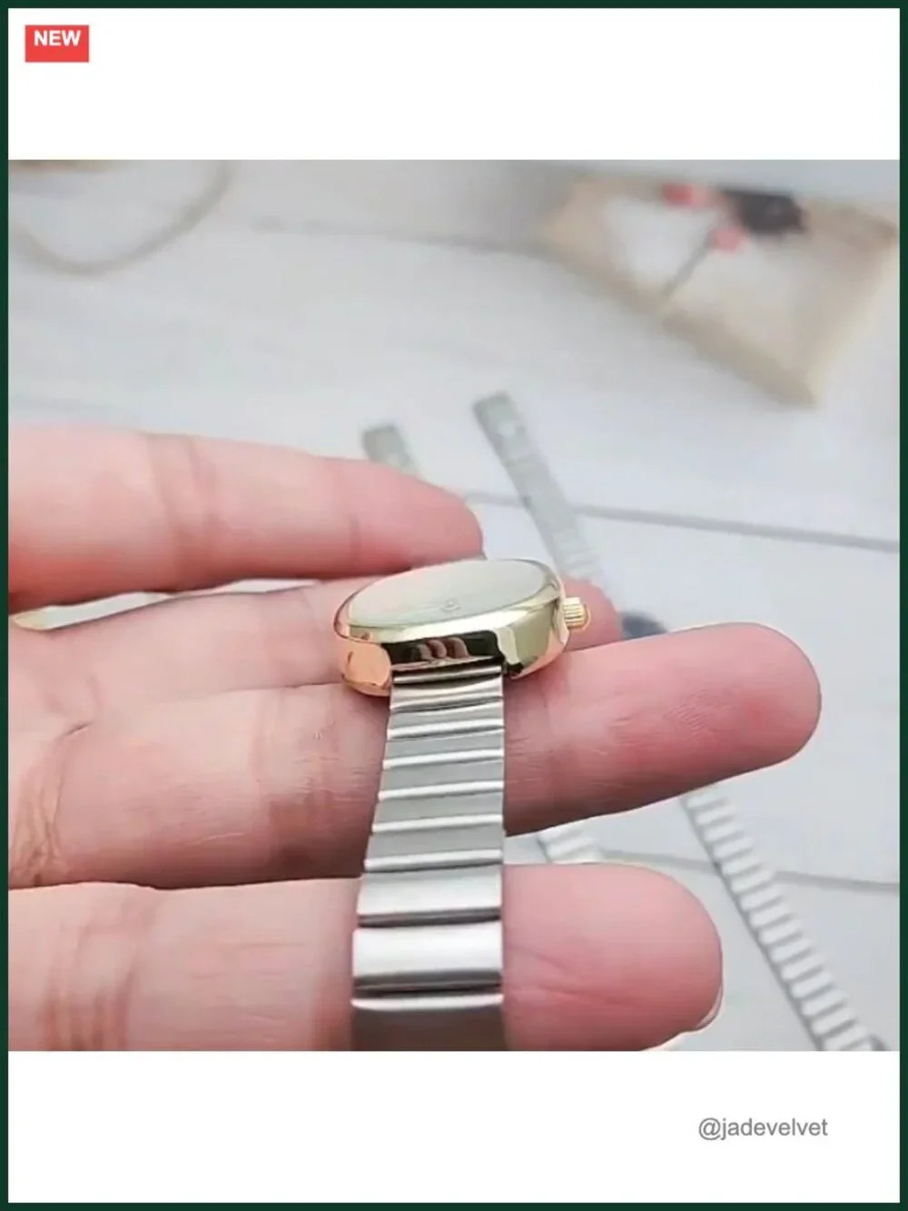 Oval Ultrathin Waterproof Wrist Watch with Metal Band